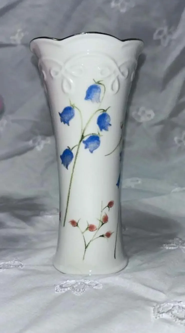 Lenox Ivory Porcelain Bud Vase with Bluebells and Gold Trim